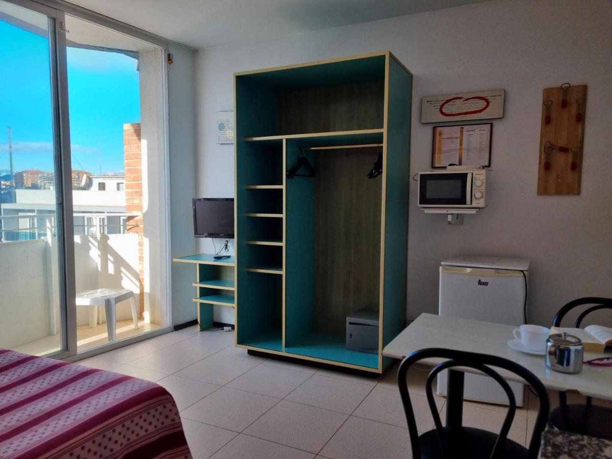 Apartments Lloret Sun Lloret de Mar Bagian luar foto