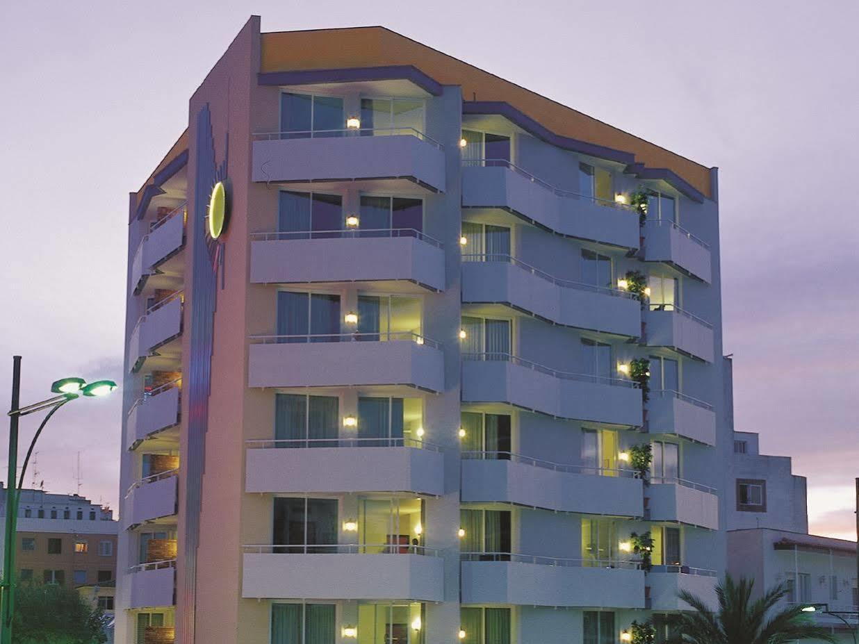 Apartments Lloret Sun Lloret de Mar Bagian luar foto